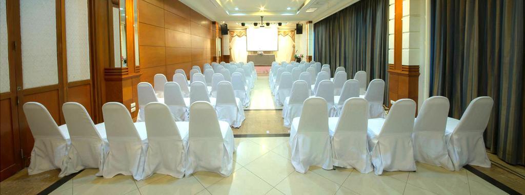Chakungrao Riverview Hotel Kamphaeng Phet Exterior foto