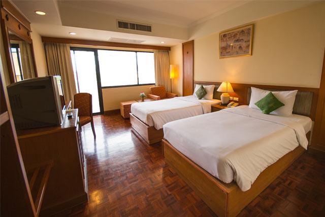Chakungrao Riverview Hotel Kamphaeng Phet Exterior foto